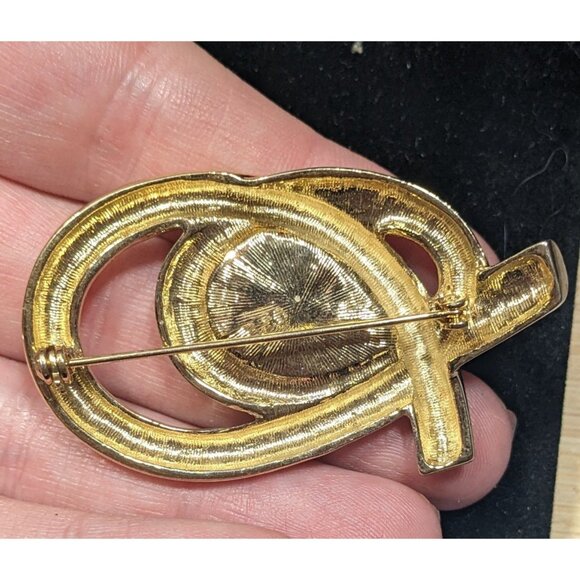 Vintage Abstract Gold Tone Brooch With Faux Pearl Accent - Picture 4 of 4